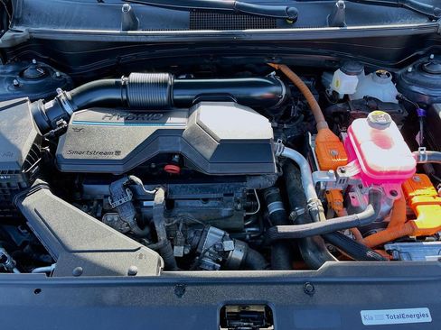 Used 2023 Kia Sportage LX image 28