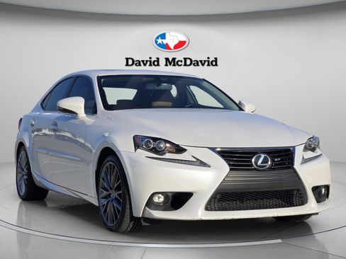 Used 2016 Lexus IS 300 AWD w/ Navigation System Package image 7