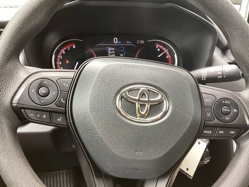 Used 2023 Toyota RAV4 LE FWD image 17