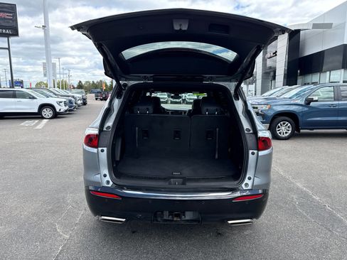 Used 2023 Buick Enclave Essence w/ Experience Buick Package AWD/4WD image 10
