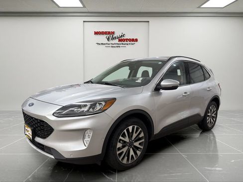Used 2020 Ford Escape Titanium AWD/4WD image 1
