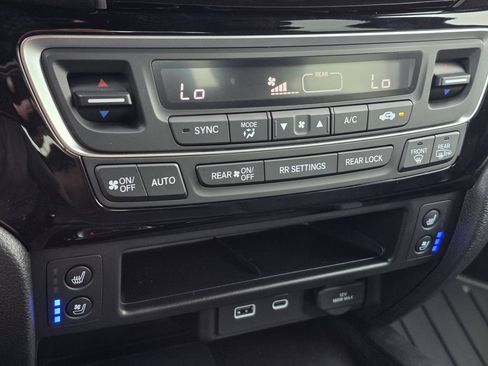 Certified 2026 Honda Ridgeline Black Edition image 23