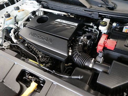 Used 2023 Nissan Rogue SL AWD/4WD image 47
