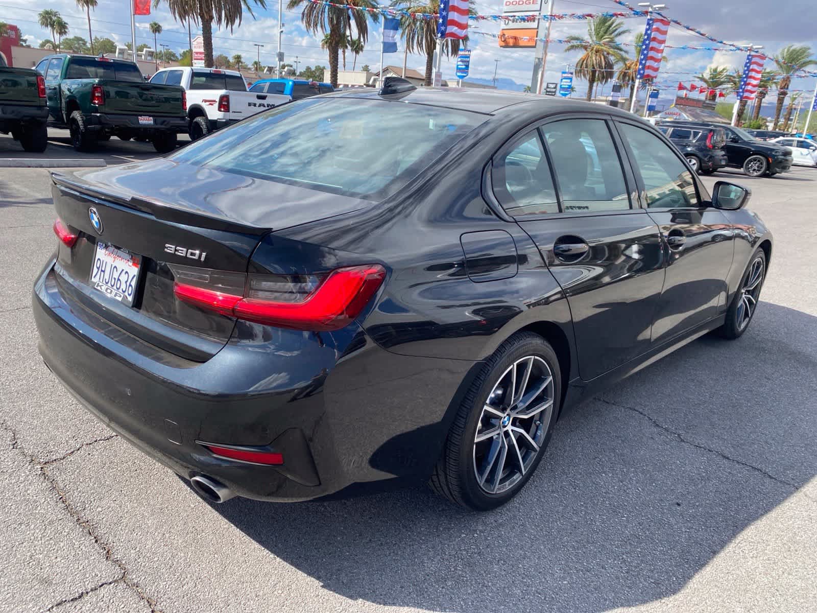 Used 2020 BMW 330i Sedan w/ Premium Package RWD image 6