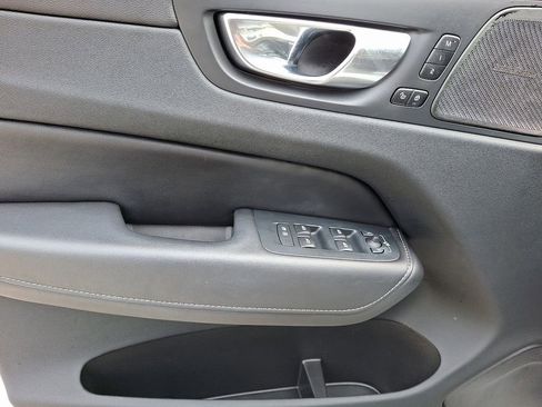 Used 2023 Volvo XC60 B5 Ultimate w/ Climate Package image 13