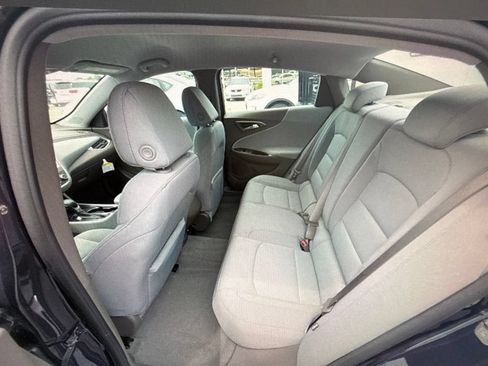 Used 2022 Chevrolet Malibu LS w/ Driver Confidence Package II FWD image 6