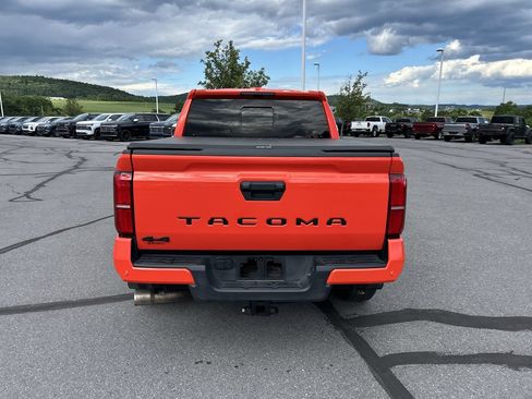 Used 2024 Toyota Tacoma TRD Sport w/ TRD Sport Upgrade Package AWD/4WD image 6