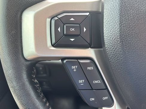 Used 2020 Ford F150 Lariat w/ Equipment Group 502A Luxury AWD/4WD image 19