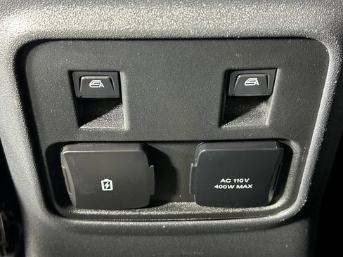Used 2022 Ford Bronco Badlands AWD/4WD image 17