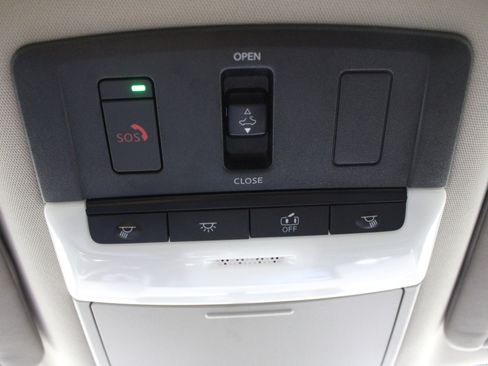 Used 2023 Nissan Altima 2.0 SR image 18