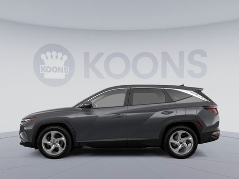 Used 2023 Hyundai Tucson SE AWD/4WD image 2