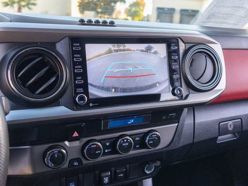 Used 2021 Toyota Tacoma SR5 image 29