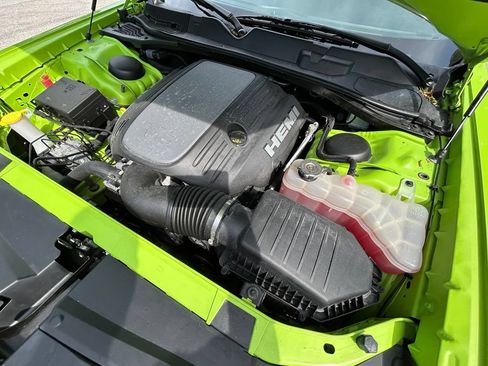 Used 2023 Dodge Challenger R/T RWD image 33