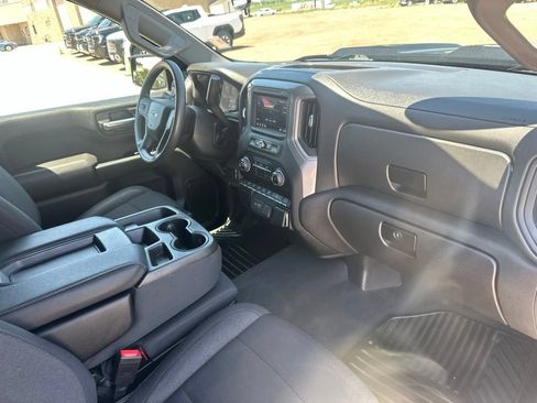 Used 2022 Chevrolet Silverado 1500 Custom Trail Boss AWD/4WD image 27