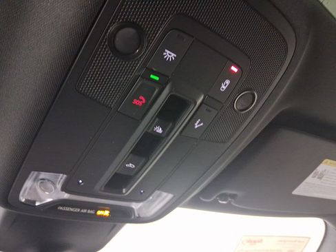 Used 2025 Audi Q3 2.0T Premium Plus w/ Premium Plus Package image 28