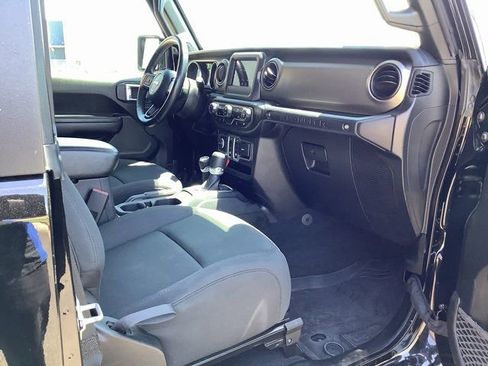 Used 2021 Jeep Wrangler Willys image 28