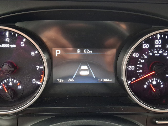 Used 2022 Kia Carnival LX FWD image 19