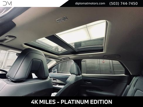 Used 2025 Nissan Ariya Platinum AWD/4WD image 24