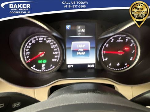 Used 2019 Mercedes-Benz GLC 300 4MATIC image 13