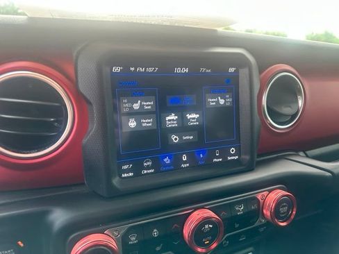 Used 2020 Jeep Gladiator Rubicon w/ Dual Top Group AWD/4WD image 30