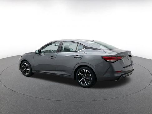 Used 2025 Nissan Sentra SV FWD image 7