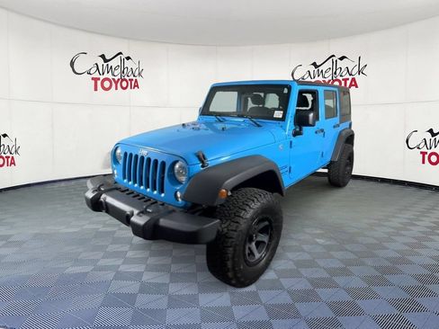 Used 2017 Jeep Wrangler Unlimited Sport w/ Connectivity Group AWD/4WD image 7