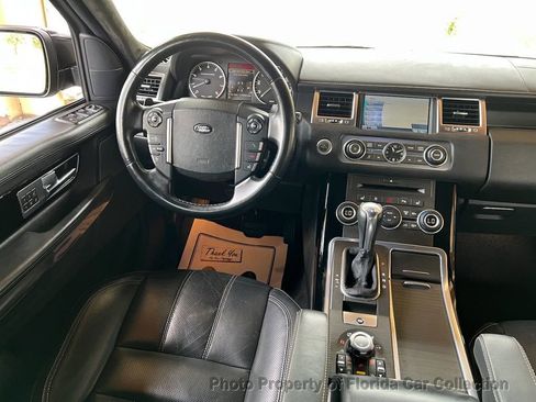 Used 2010 Land Rover Range Rover Sport Supercharged image 11