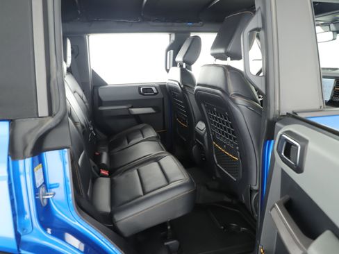 Used 2022 Ford Bronco Badlands image 23