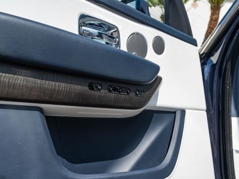 Certified 2019 Rolls-Royce Cullinan AWD/4WD image 23