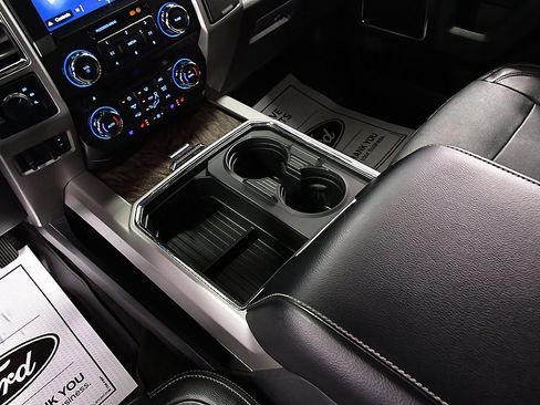 Used 2017 Ford F250 Lariat w/ Lariat Ultimate Package image 23