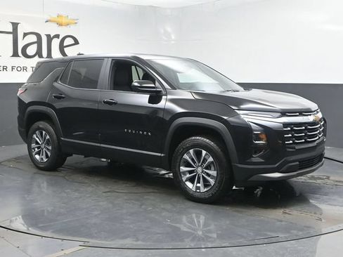 New 2026 Chevrolet Equinox LT w/ Convenience Package II FWD image 6