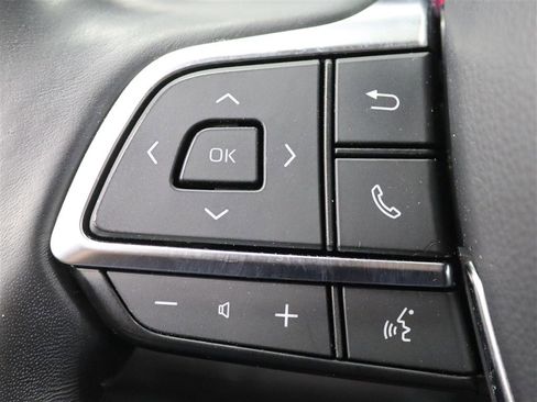 Used 2021 Toyota Highlander XSE image 35