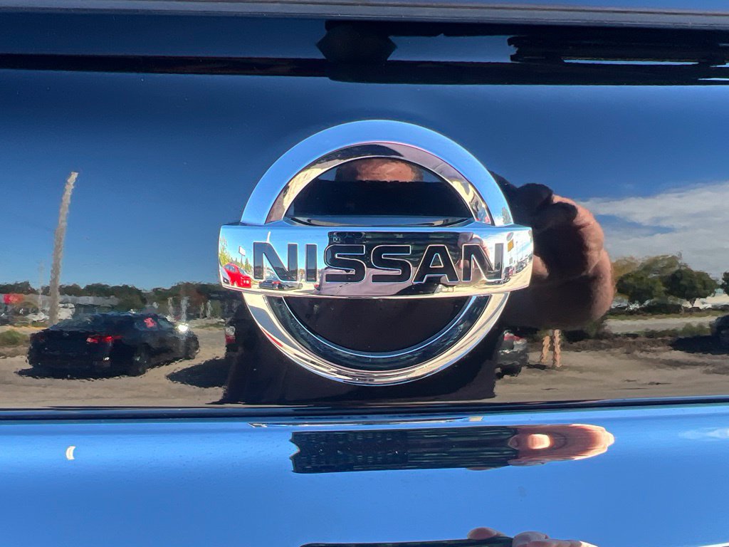 Used 2017 Nissan Armada Platinum w/ Captain Seat Package AWD/4WD image 36