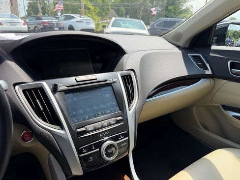 Used 2020 Acura TLX FWD image 13