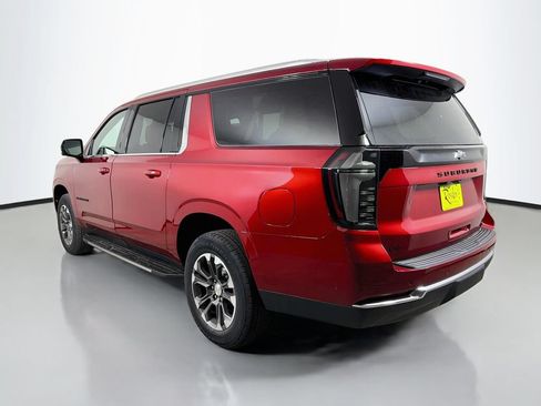 New 2026 Chevrolet Suburban LT w/ Comfort Package AWD/4WD image 7