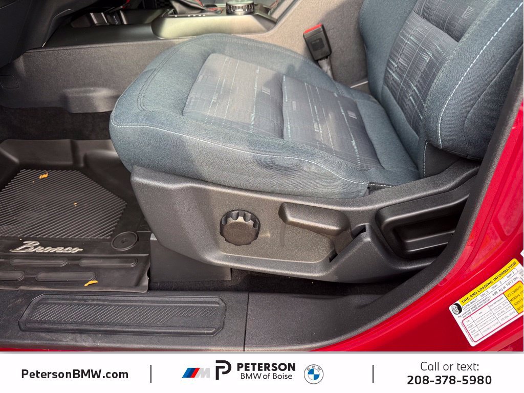 Used 2025 Ford Bronco Heritage Edition AWD/4WD image 21