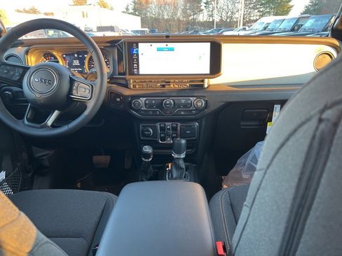 New 2026 Jeep Gladiator Sport image 18