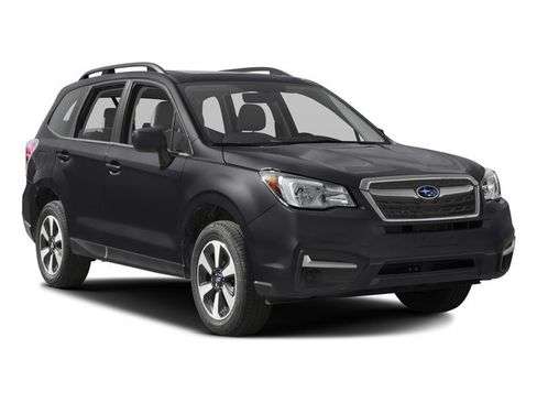 Used 2017 Subaru Forester 2.5i Premium w/ Popular Package #2A AWD/4WD image 9