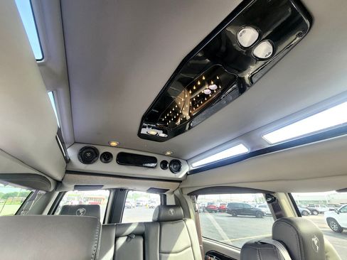Used 2020 Chevrolet Express 2500 w/ Enhanced Convenience Package RWD image 53