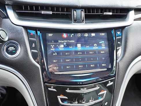 Used 2017 Cadillac XTS Luxury image 24