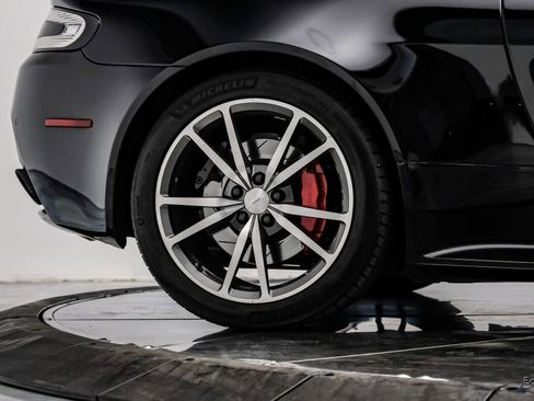 Used 2015 Aston Martin V8 Vantage GT RWD image 89