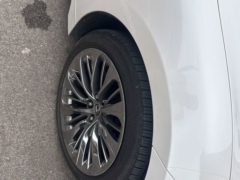 Used 2021 Lexus LS 500 AWD w/ Interior Upgrade Package image 13