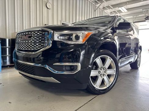 Used 2018 GMC Acadia Denali w/ Technology Package AWD/4WD image 28