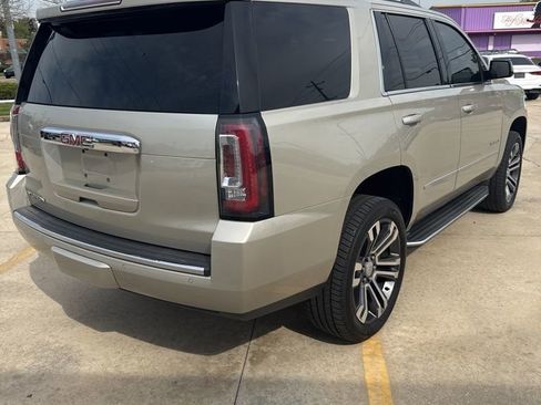Used 2017 GMC Yukon Denali w/ Open Road Package RWD image 35
