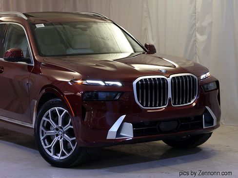 Used 2026 BMW X7 xDrive40i AWD/4WD image 2
