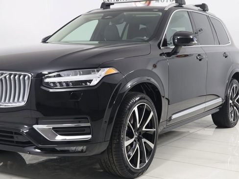 Used 2025 Volvo XC90 B5 Plus w/ Protection Package Premier image 59