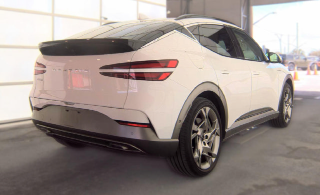 Used 2024 Genesis GV60 Performance AWD/4WD image 3