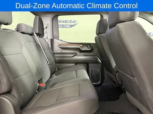 Used 2024 Chevrolet Silverado 1500 LT AWD/4WD image 18