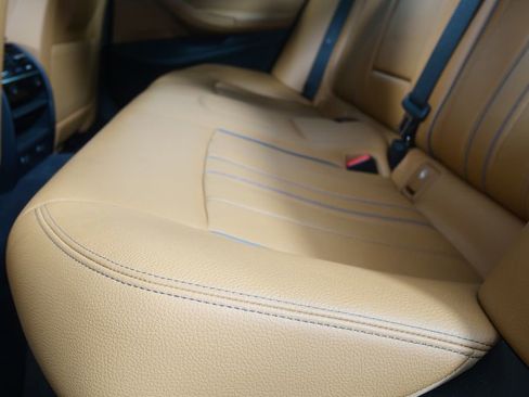 Used 2019 BMW 530i image 14