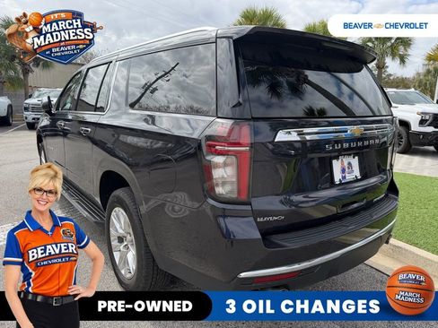Used 2023 Chevrolet Suburban Premier image 5